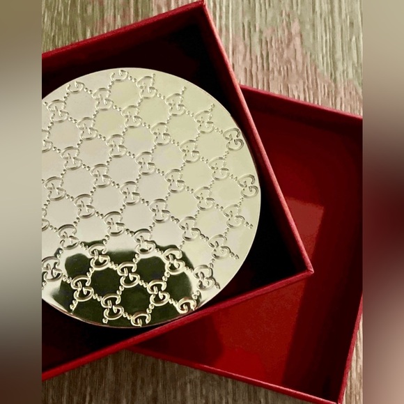 Mirror - Picture 2 of 3